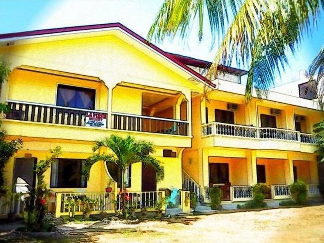 Fiesta Haus Resort Boracay Island Bagian luar foto